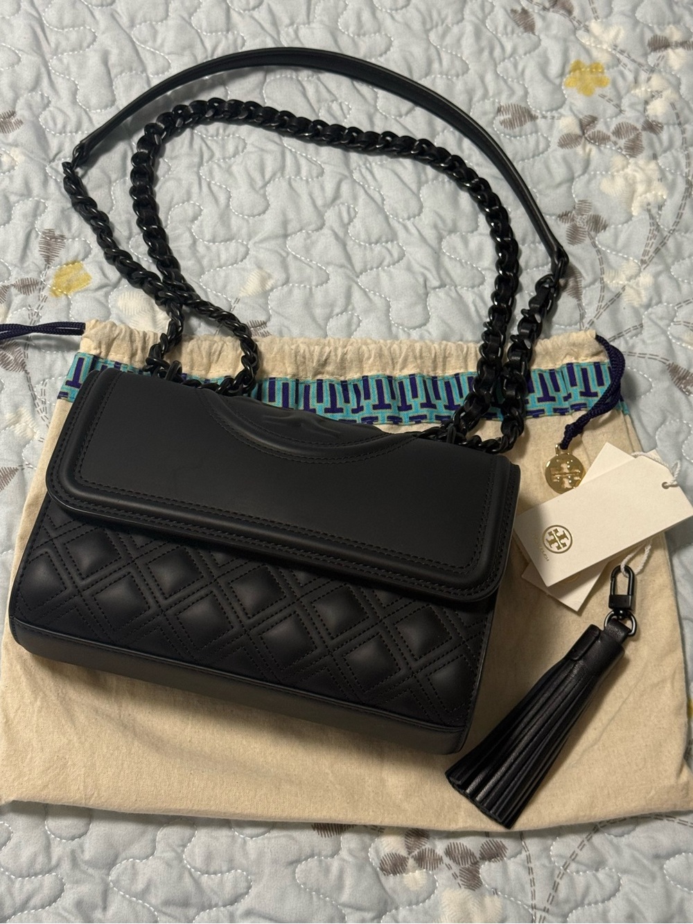 Fleming Matte small convertible shoulder bag